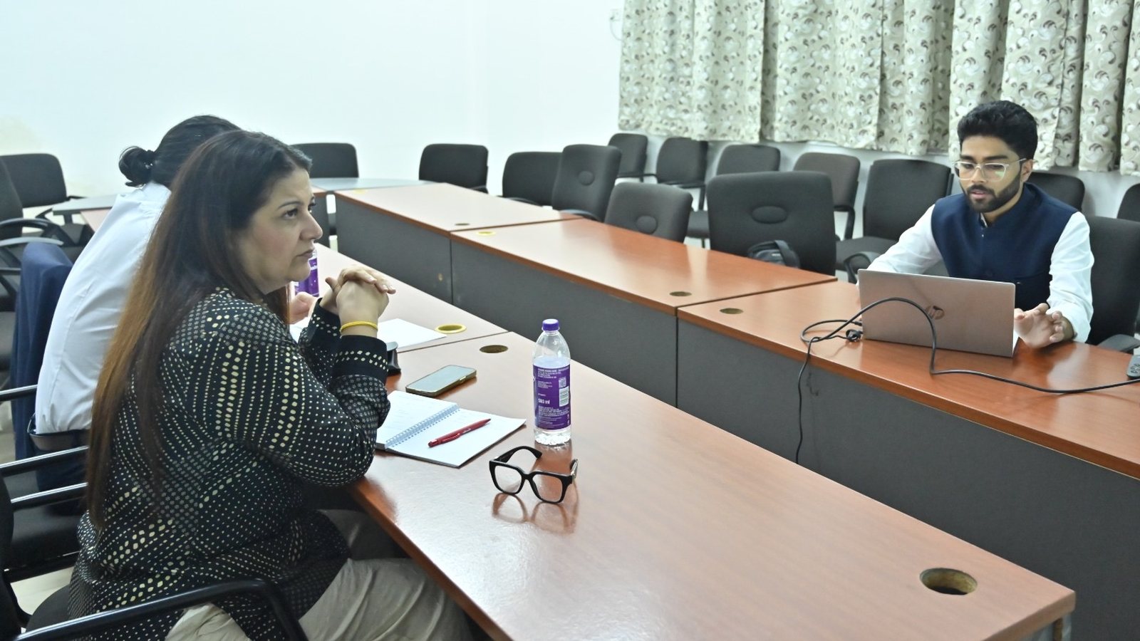 Ratneshwar Singh answering investor questions at CIMP Patna